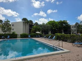 8075 SW 107th Ave 320, Miami FL 33173