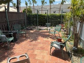 311 NW 82nd Ave 1208, Miami FL 33126