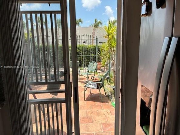 311 NW 82nd Ave 1208, Miami FL 33126