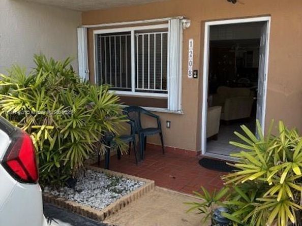 311 NW 82nd Ave 1208, Miami FL 33126