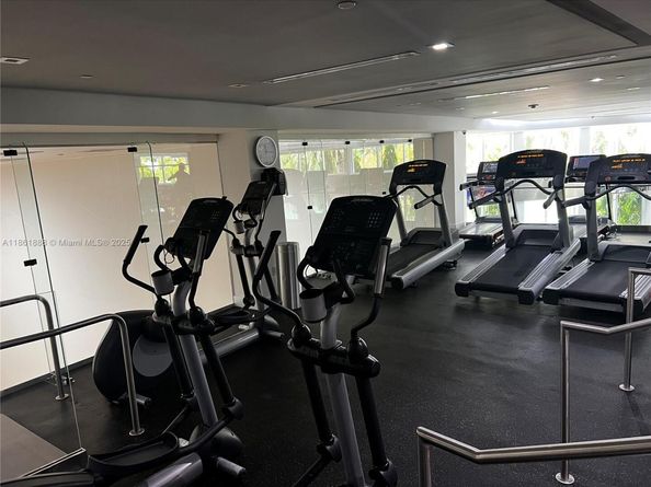 901 Brickell Key Blvd 1001, Miami FL 33131