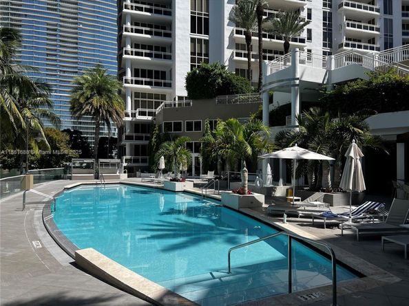 901 Brickell Key Blvd 1001, Miami FL 33131