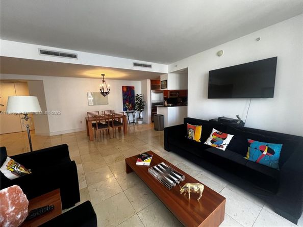 901 Brickell Key Blvd 1001, Miami FL 33131