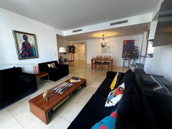 901 Brickell Key Blvd 1001, Miami FL 33131