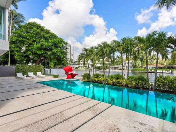 1015 N Rio Vista Blvd, Fort Lauderdale FL 33301