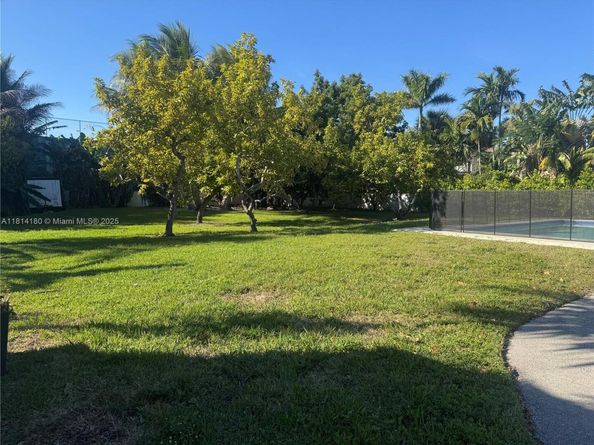 220 NW 130th Ave, Miami FL 33182