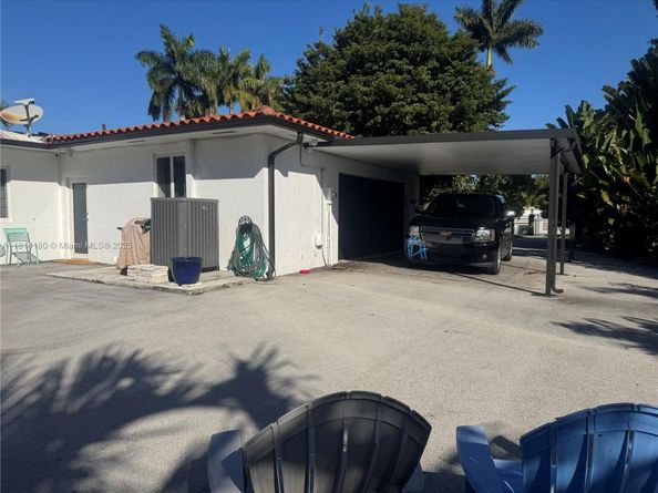 220 NW 130th Ave, Miami FL 33182