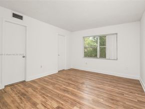 4205 N University Dr 205, Sunrise FL 33351