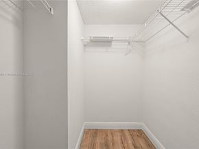 4205 N University Dr 205, Sunrise FL 33351