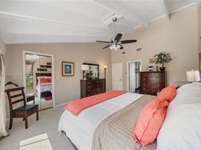 9252 SW 136th St Cir, Miami FL 33176