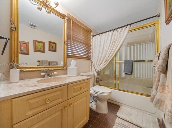 9252 SW 136th St Cir, Miami FL 33176