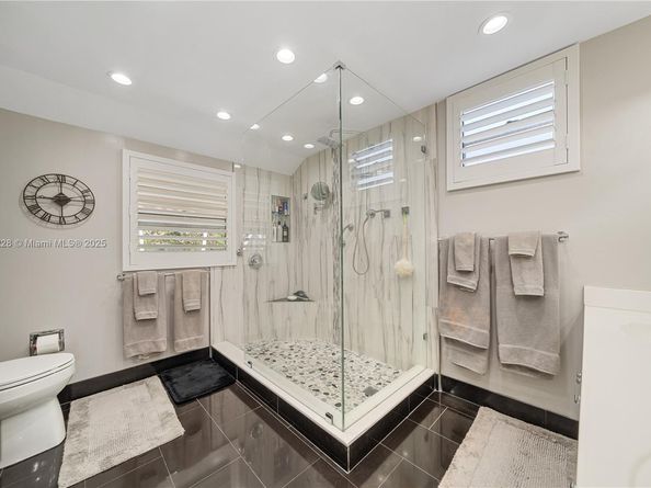 9252 SW 136th St Cir, Miami FL 33176