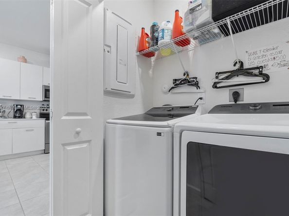12652 NW 23rd Pl, Miami FL 33167