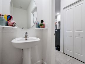 12652 NW 23rd Pl, Miami FL 33167