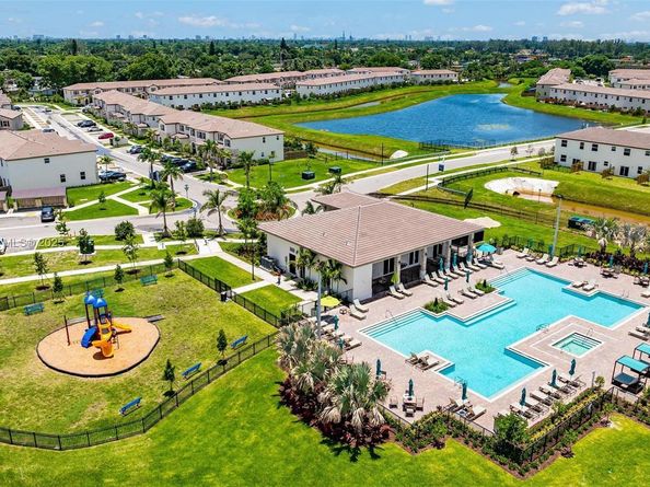 12652 NW 23rd Pl, Miami FL 33167