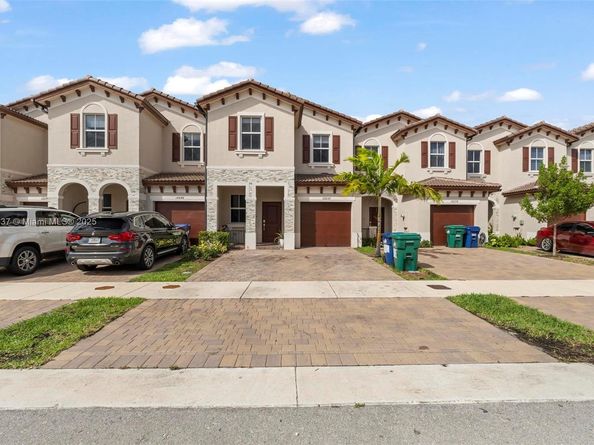 12652 NW 23rd Pl, Miami FL 33167