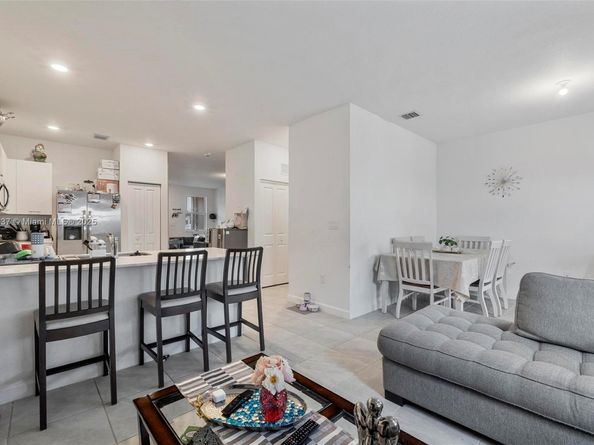 12652 NW 23rd Pl, Miami FL 33167