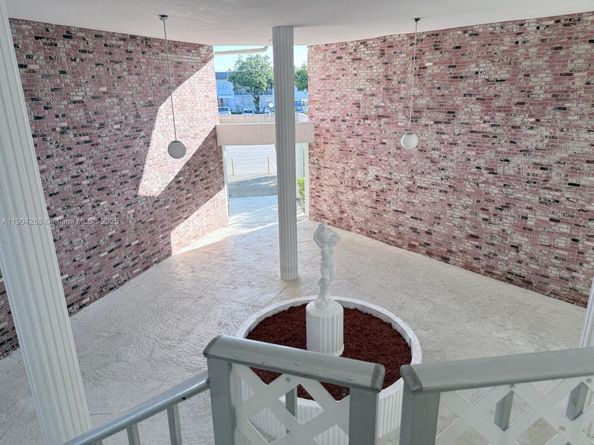 6507 Winfield Blvd 211AC, Margate FL 33063