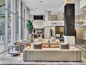 21150 Point Pl 305, Aventura FL 33180