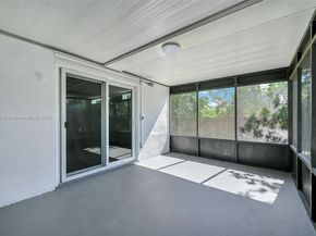 6828 NW 13th St, Plantation FL 33313