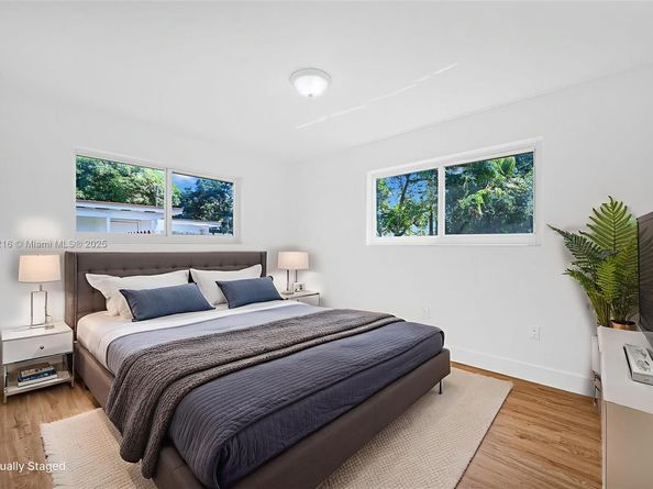 6828 NW 13th St, Plantation FL 33313