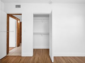 6828 NW 13th St, Plantation FL 33313