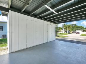 6828 NW 13th St, Plantation FL 33313