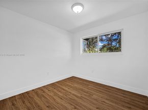 6828 NW 13th St, Plantation FL 33313