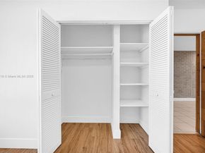 6828 NW 13th St, Plantation FL 33313