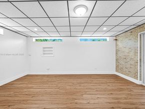 6828 NW 13th St, Plantation FL 33313