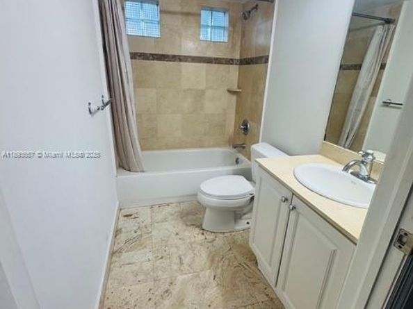7800 Collins Ave 203, Miami Beach FL 33141