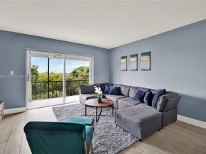 950 Hillcrest Dr 414, Hollywood FL 33021