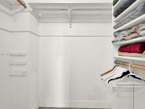 950 Hillcrest Dr 414, Hollywood FL 33021