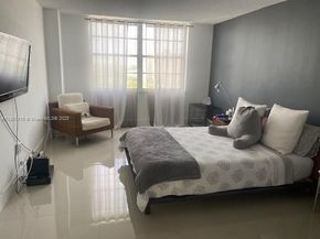 2801 NE 183rd St 1011W, Aventura FL 33160