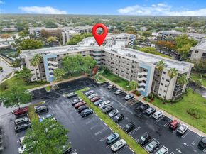 1001 Colony Point Cir 503, Pembroke Pines FL 33026