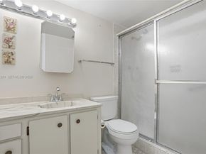 1001 Colony Point Cir 503, Pembroke Pines FL 33026