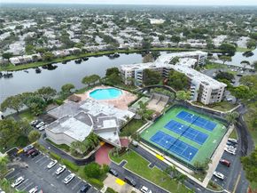 1001 Colony Point Cir 503, Pembroke Pines FL 33026