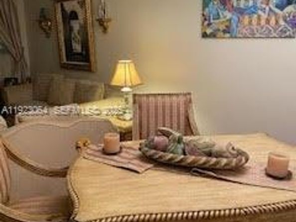 9420 West Flagler St 207, Miami FL 33174