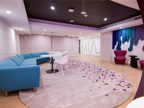 227 NE 2nd St 2911, Miami FL 33132