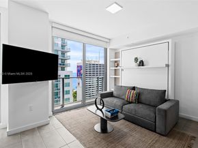 227 NE 2nd St 2911, Miami FL 33132