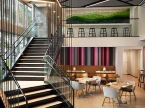 227 NE 2nd St 2911, Miami FL 33132