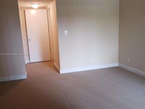 7630 Westwood Dr 305, Tamarac FL 33321