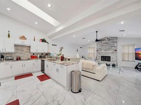 106 SW 85th Ter, Coral Springs FL 33071