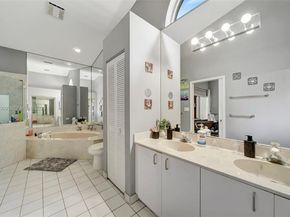 106 SW 85th Ter, Coral Springs FL 33071