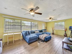 100 NW 208th St, Miami Gardens FL 33169