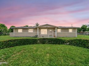100 NW 208th St, Miami Gardens FL 33169