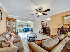 100 NW 208th St, Miami Gardens FL 33169
