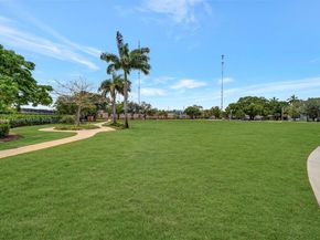 100 NW 208th St, Miami Gardens FL 33169