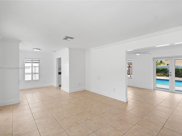 5103 SW 128th Pl, Miami FL 33175