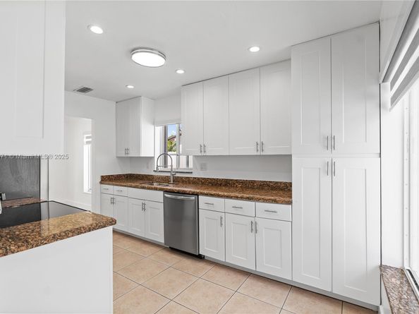 5103 SW 128th Pl, Miami FL 33175